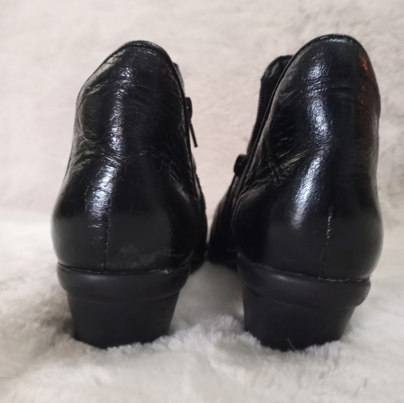 Naot Women's Advance Supple Buttery Soft Folded Bohemian Moto Leather Boot - Picture 5 of 6